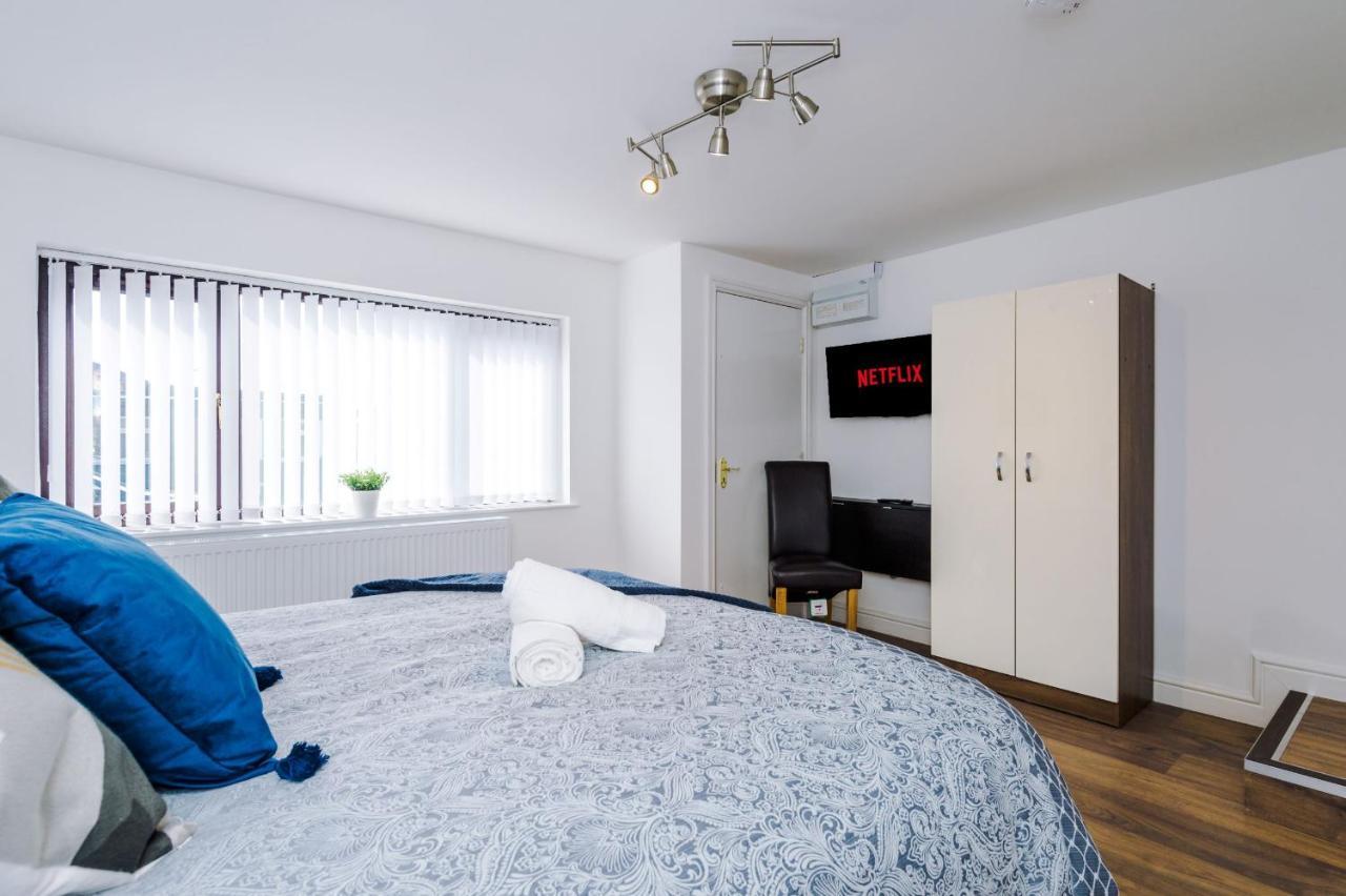 Sunshine Cottage By Happy Sunshine Stay Golborne Екстер'єр фото