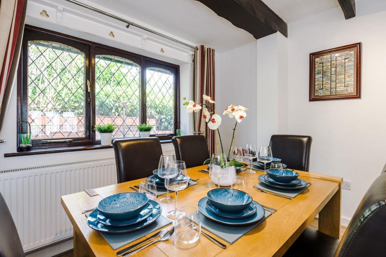 Sunshine Cottage By Happy Sunshine Stay Golborne Екстер'єр фото